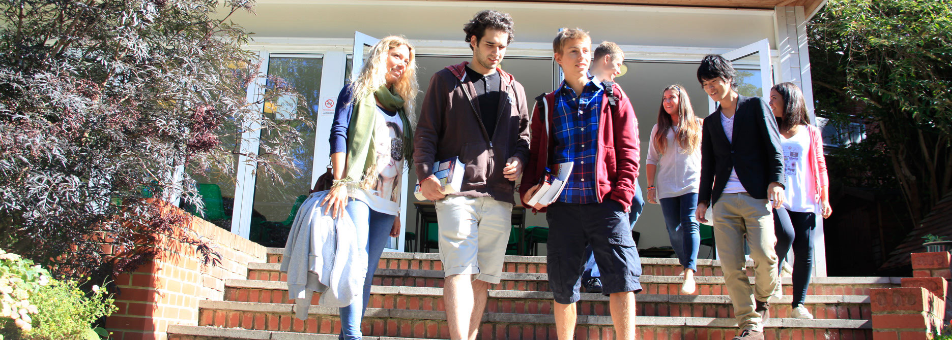 ee-main-banner